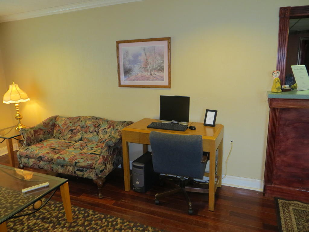 Americourt Hotel And Suites - Elizabethton エクステリア 写真